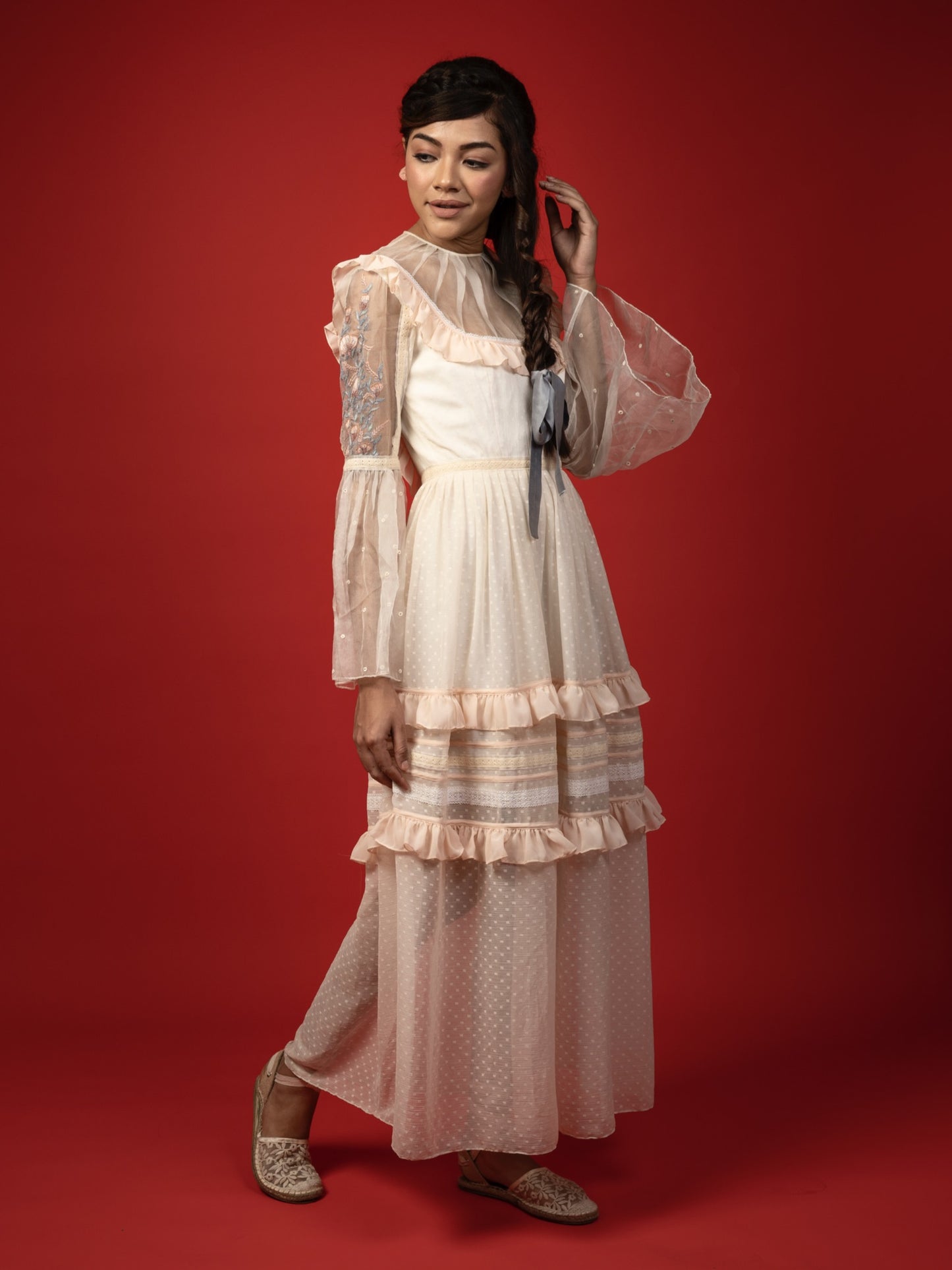 Dotted chiffon gown. image 0