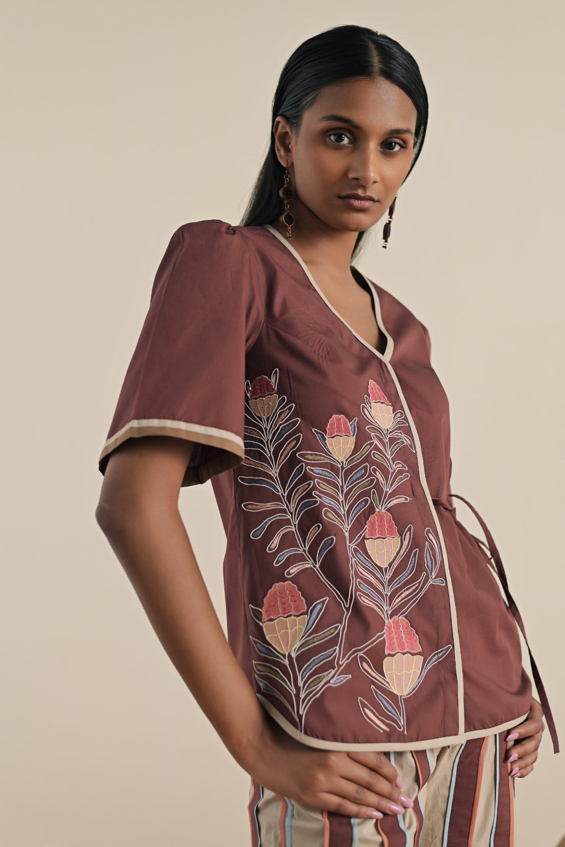 Sicily sangria top with rosemary stripe pants image 2