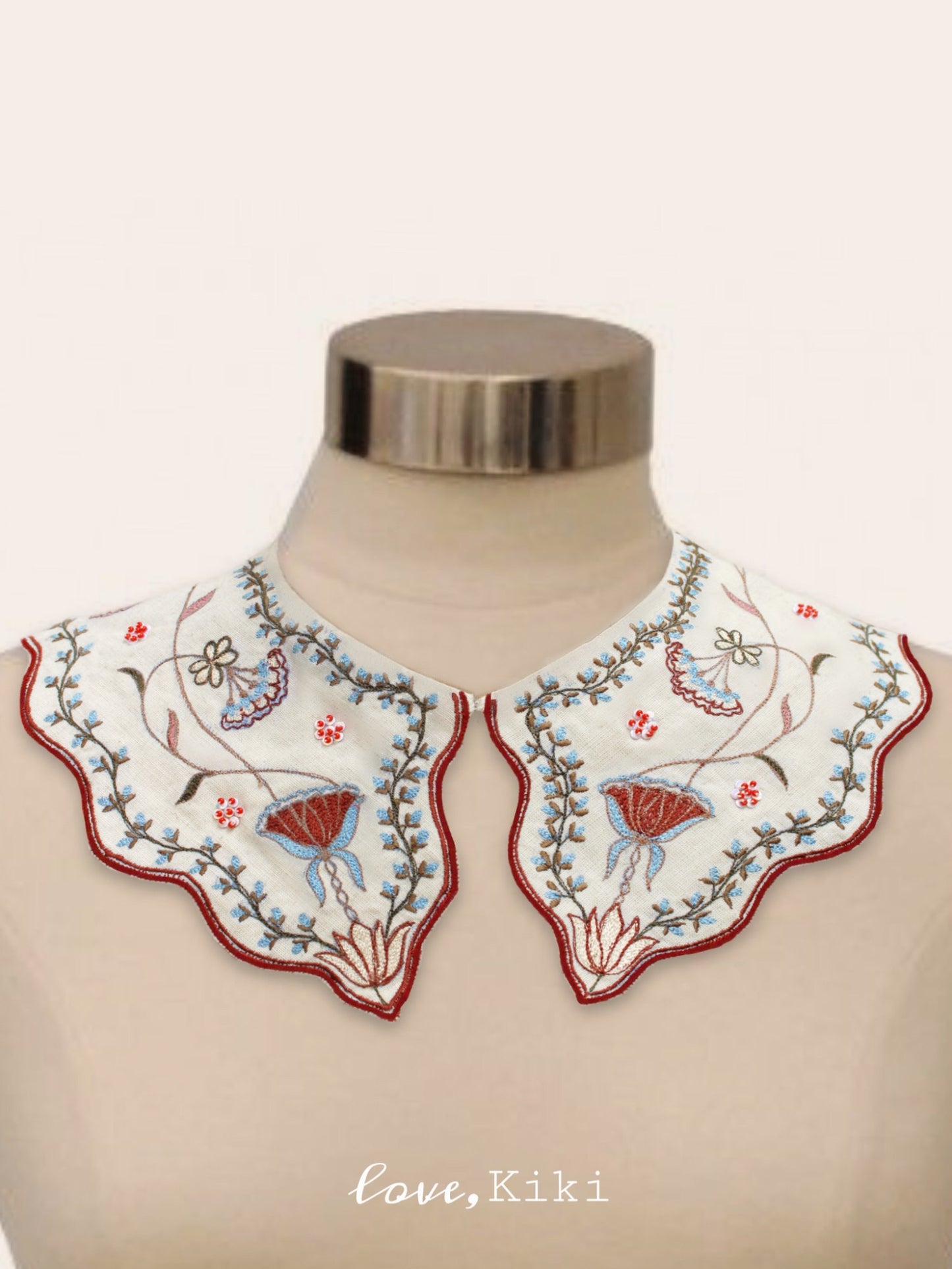 The lotus collar - off white image 0