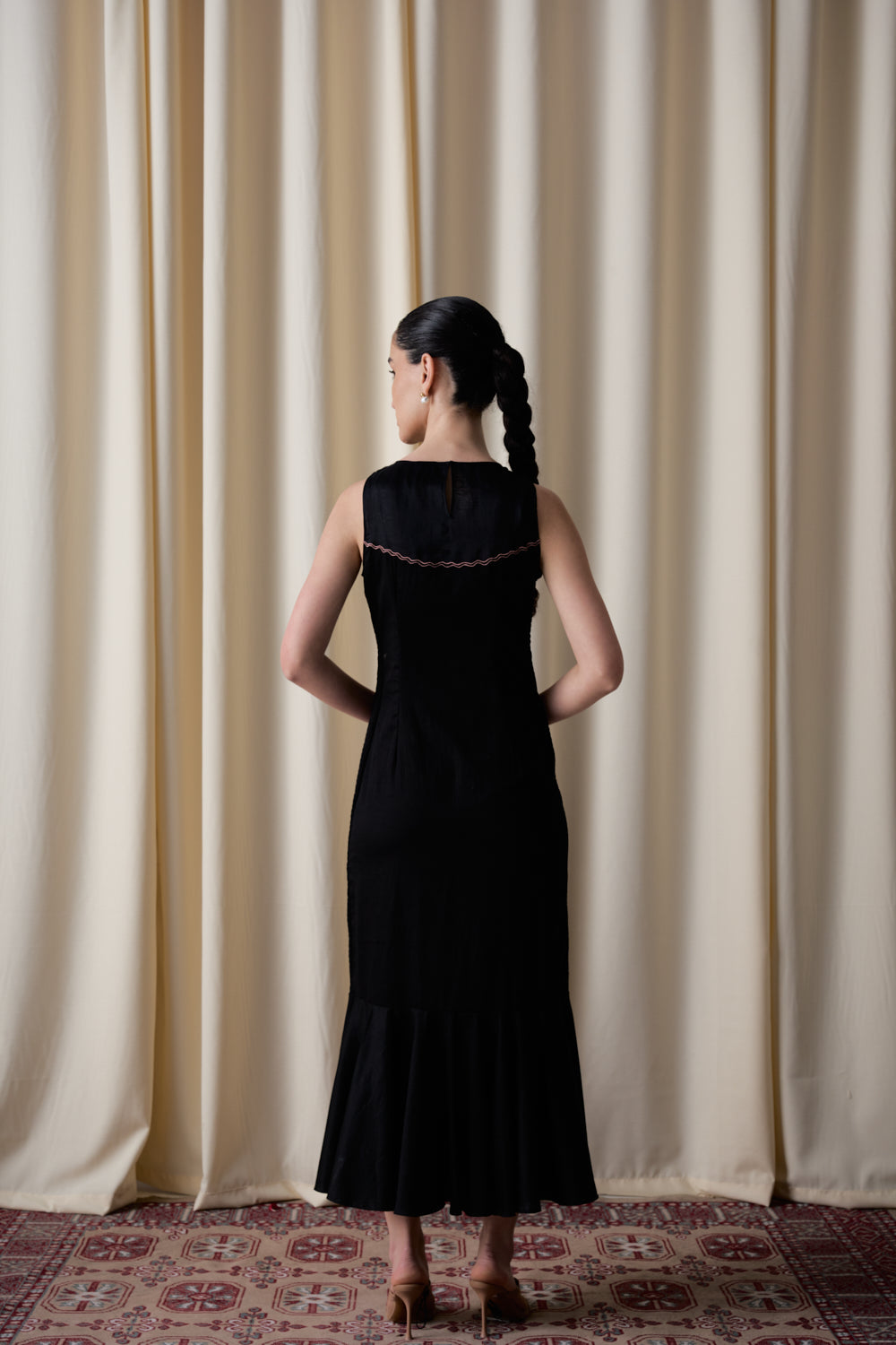 The Starry black dress image 3