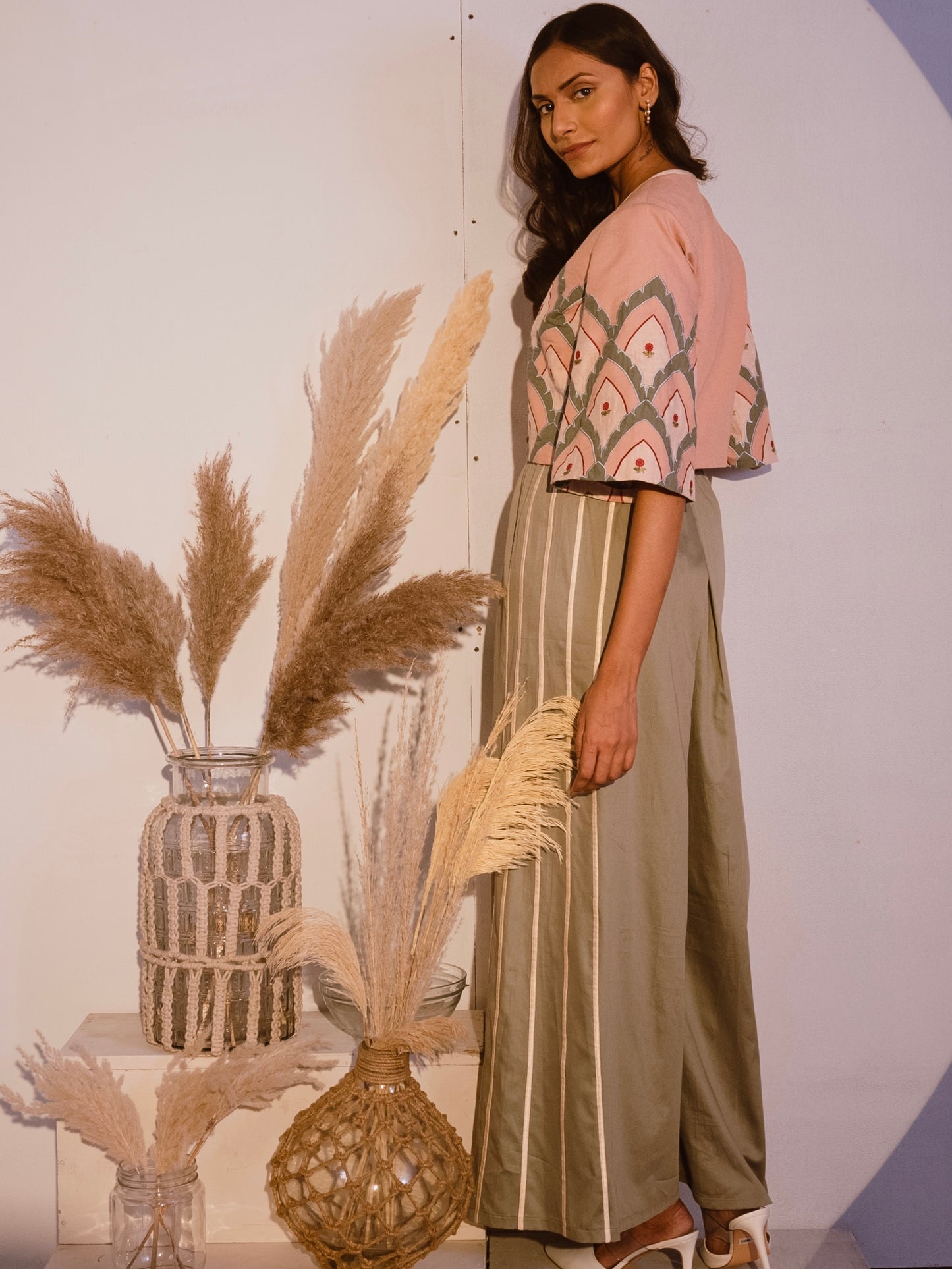 Patchwork linen short blazer with flare pants image 3