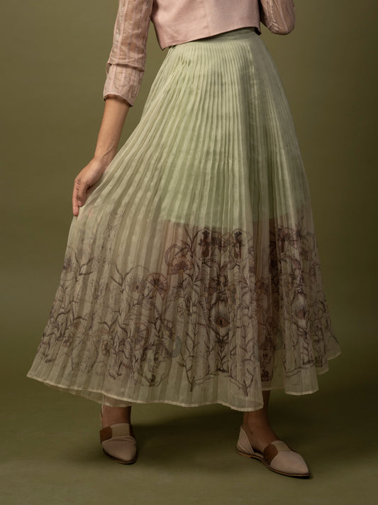 Printed organza skirt. (Green ombre) image 1