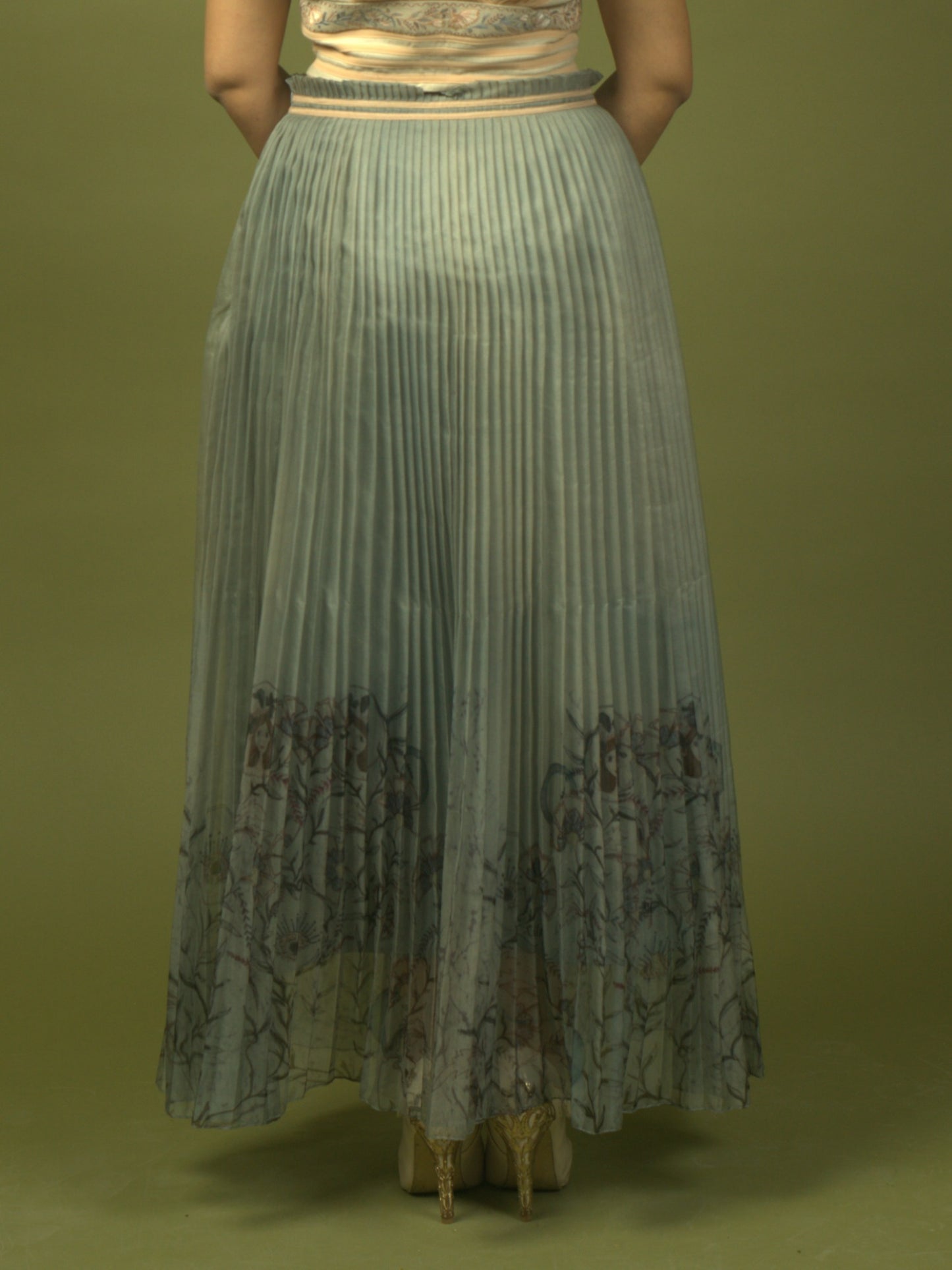 Printed organza skirt. (Gray) image 2
