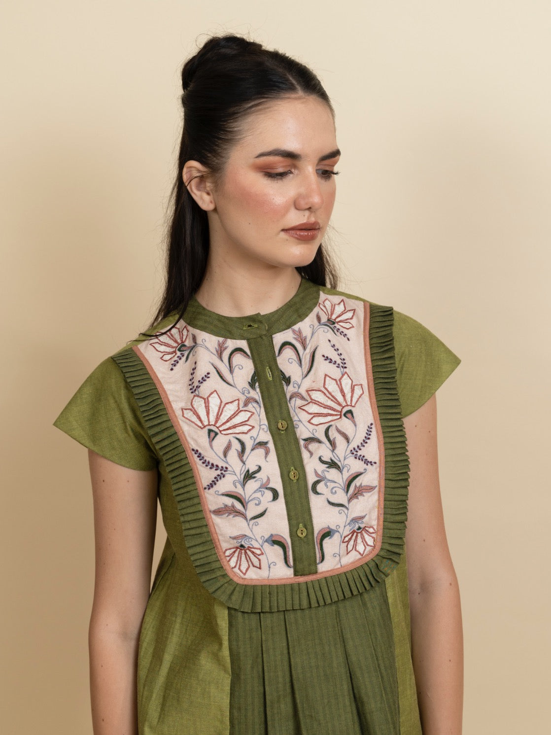 Floral embroidered top with pants. image 1