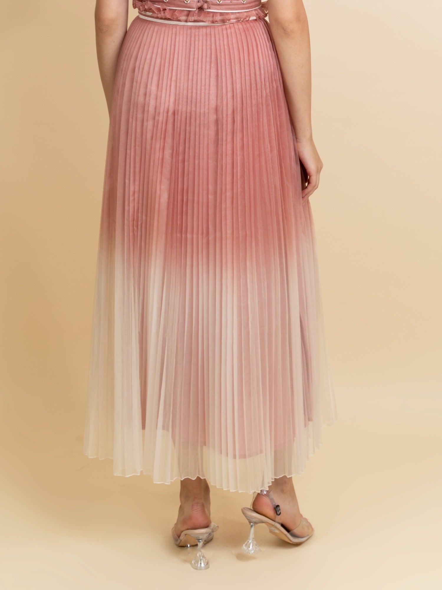 Pleated organza skirt. (Rose gold) image 3