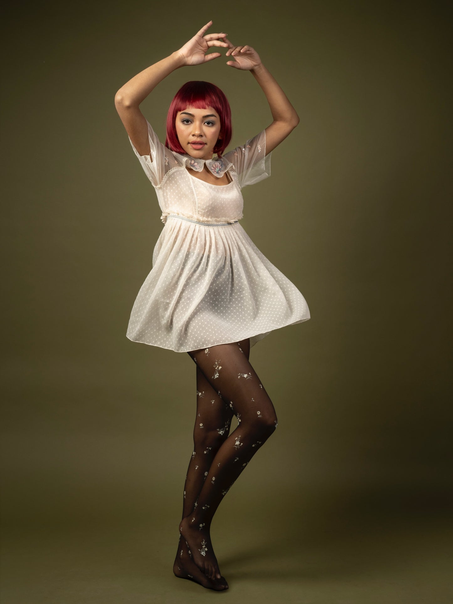 Dotted chiffon dress with collar. image 1