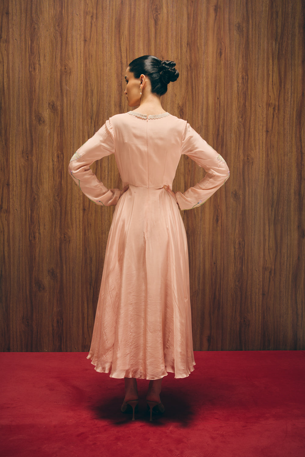 Misty pink dress image 6