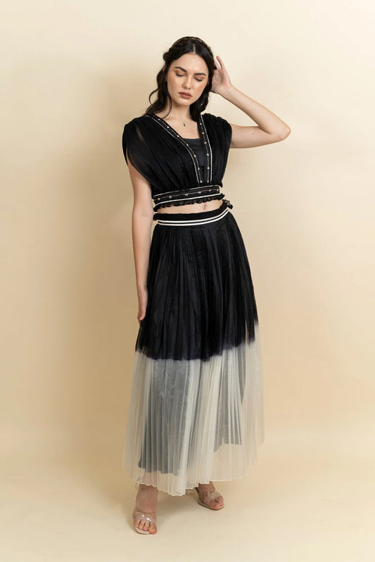 Draped organza top with pleated skirt. (Black)