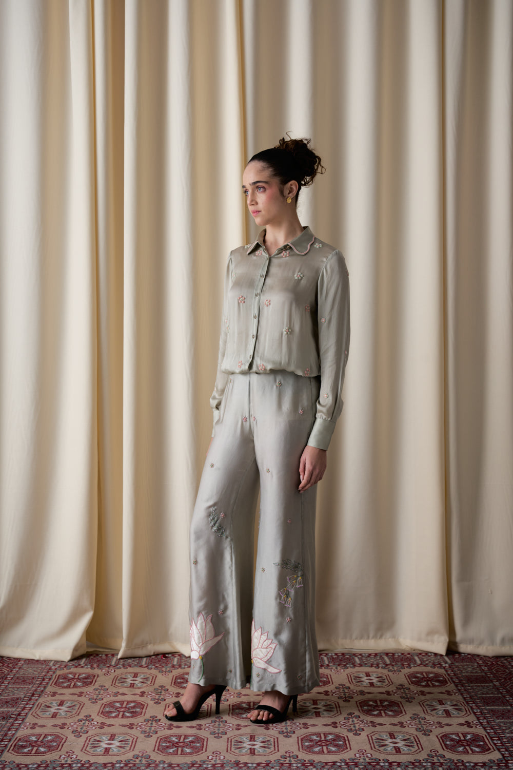 Sage satin set image 3