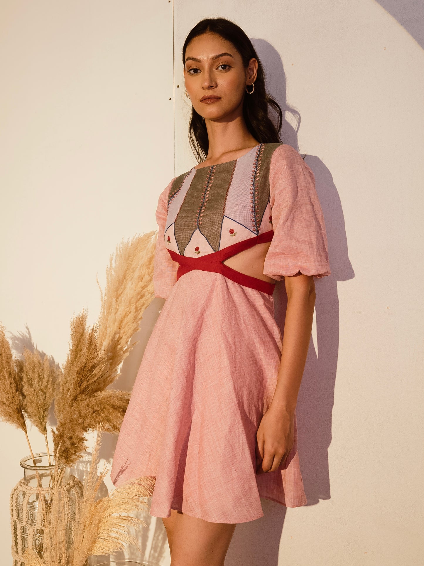 Linen short dress (pink) image 2