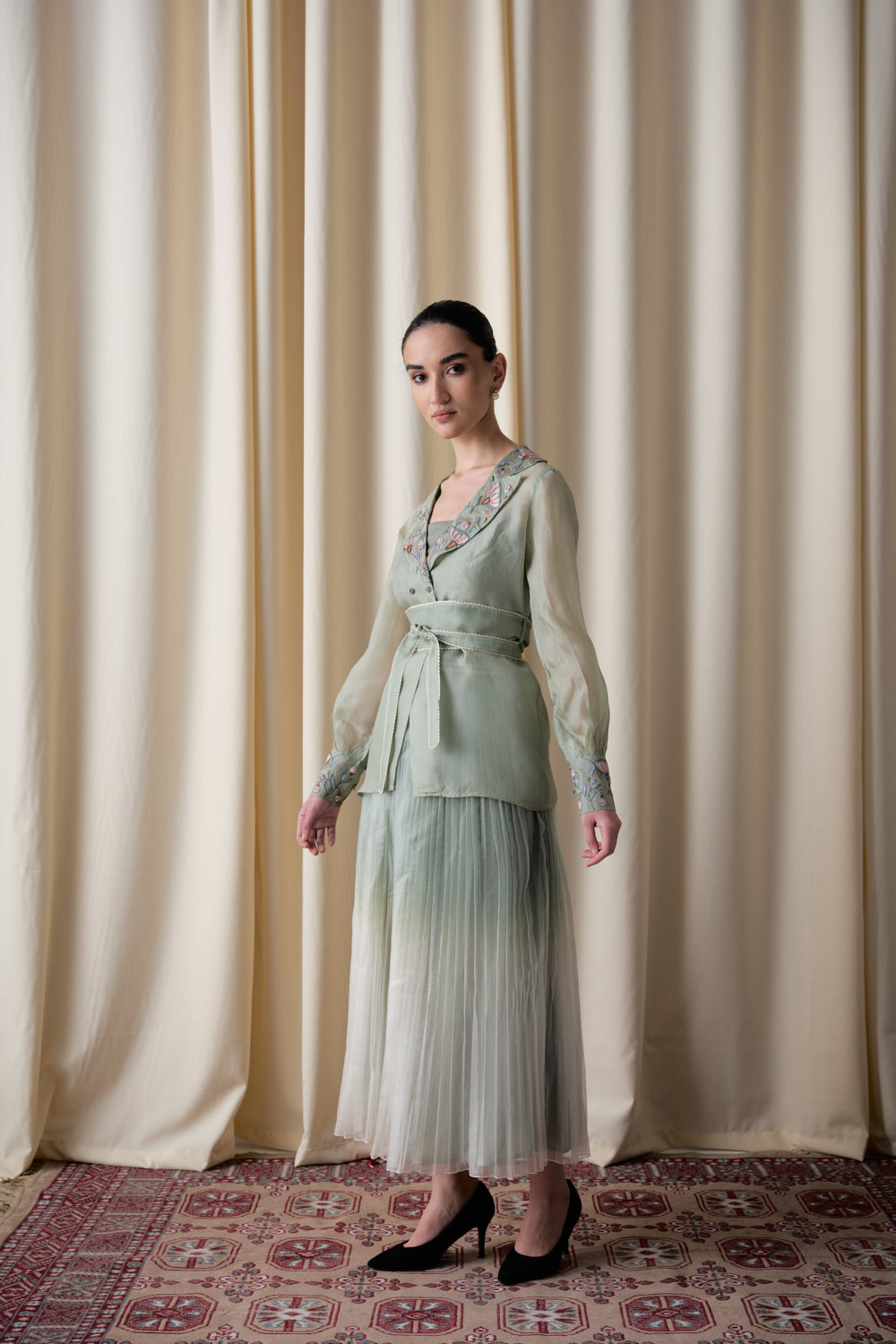 Daylight blossom ensemble image 2