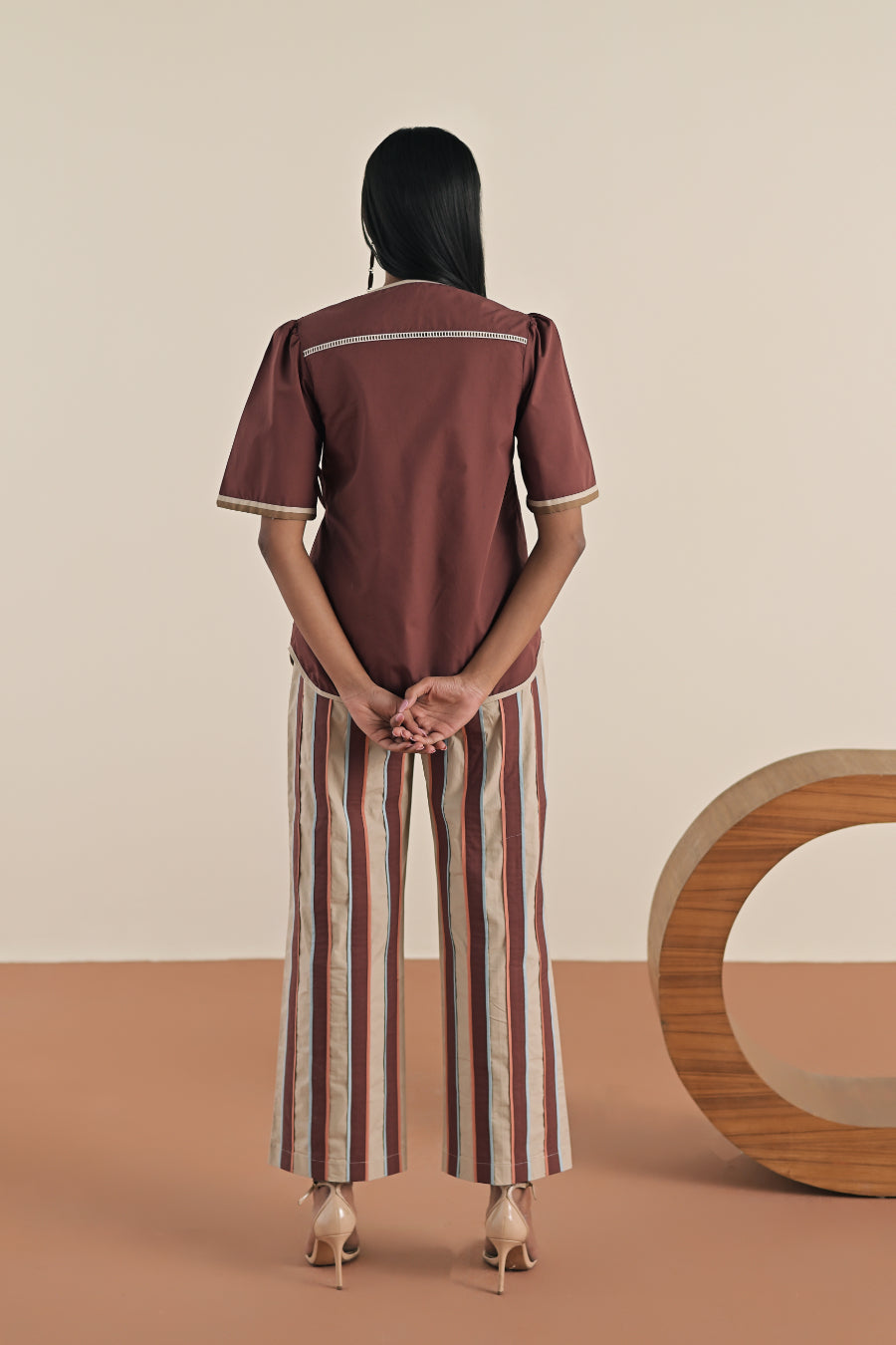 Sicily sangria top with rosemary stripe pants image 3