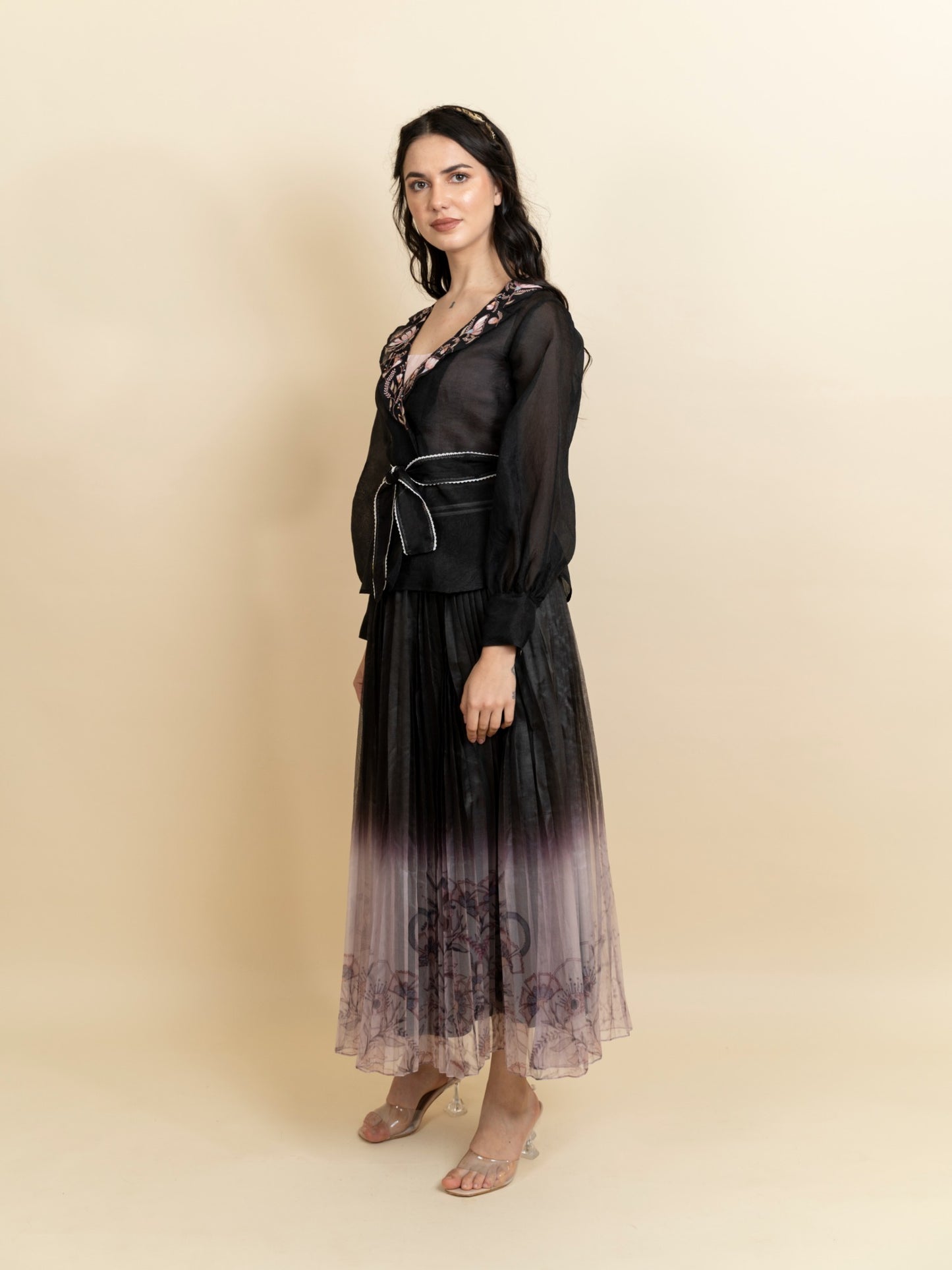 Print pleated ombre organza skirt. (Black) image 4