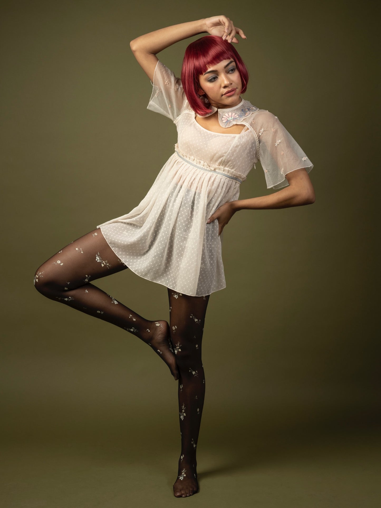 Dotted chiffon dress with collar. image 0