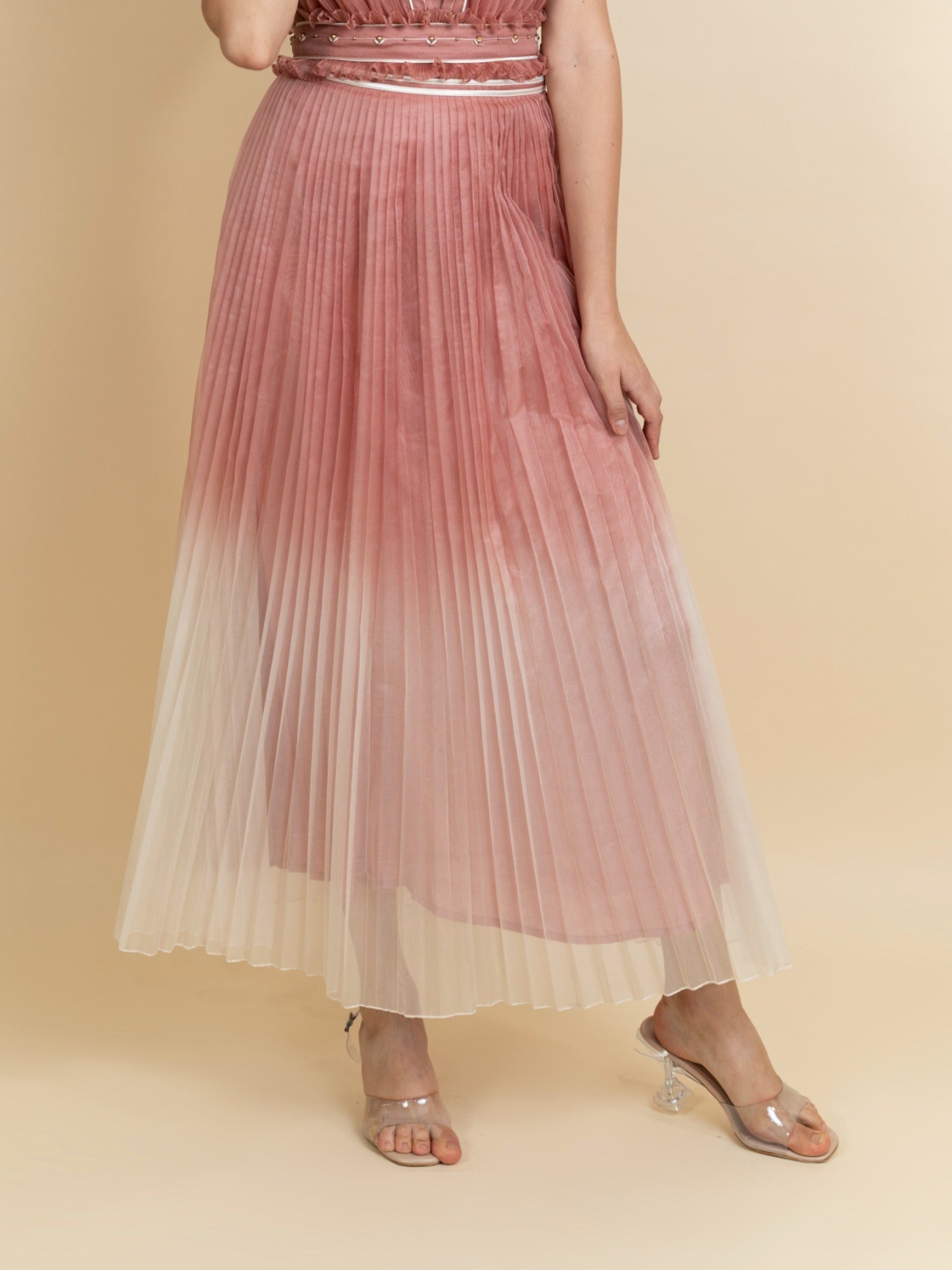 Pleated organza skirt. (Rose gold) image 1
