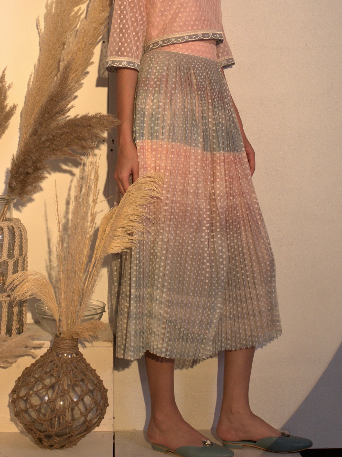 Print pleated dotted net skirt image 1