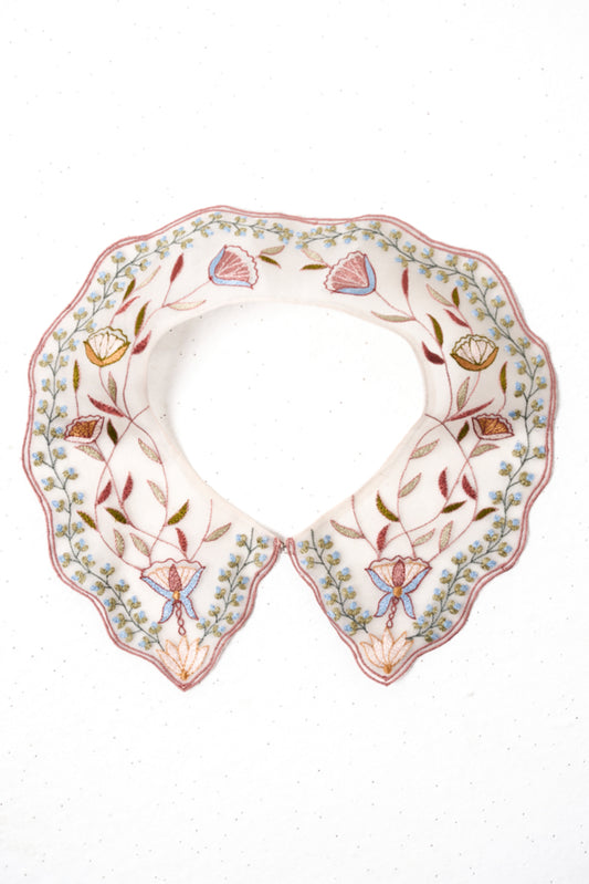 White lotus collar image 1