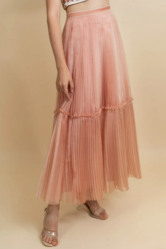 Double layered pleated organza skirt. (Peach)