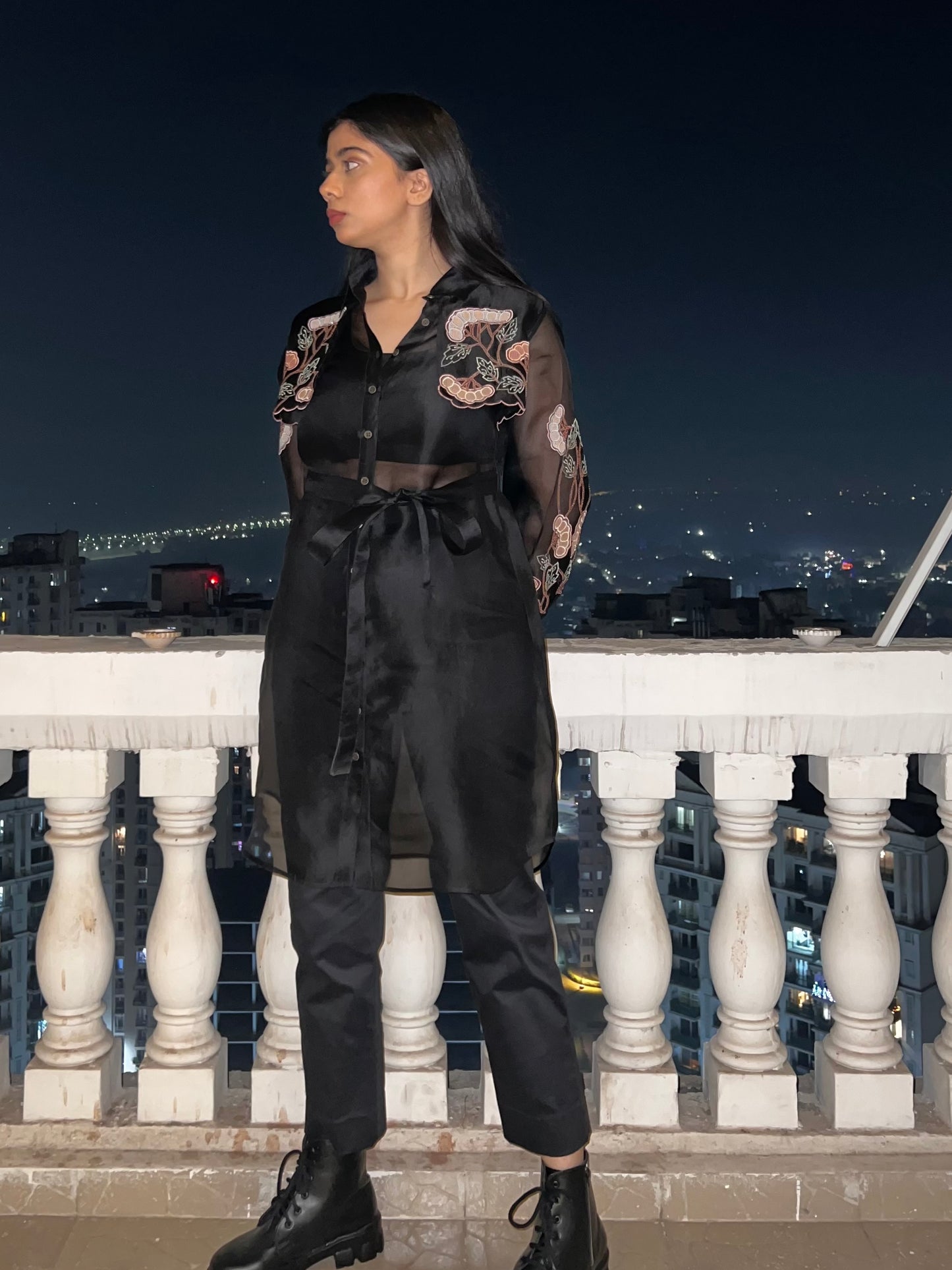 Black trench shirt with pants image 0