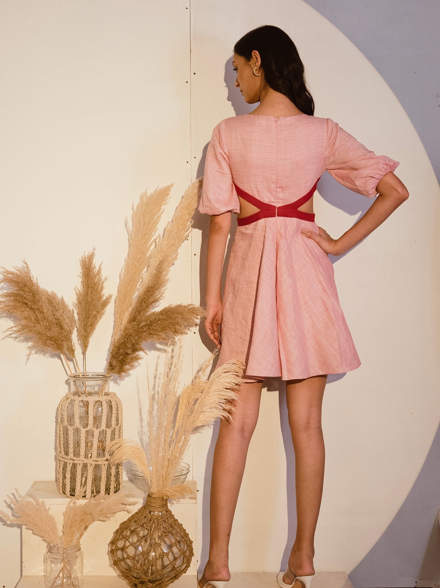 Linen short dress (pink) image 4