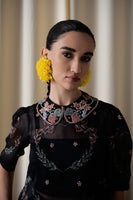 Black strawberry collar