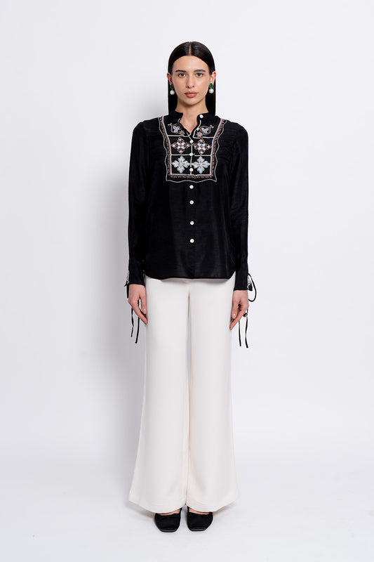 Ivara - black ivory set