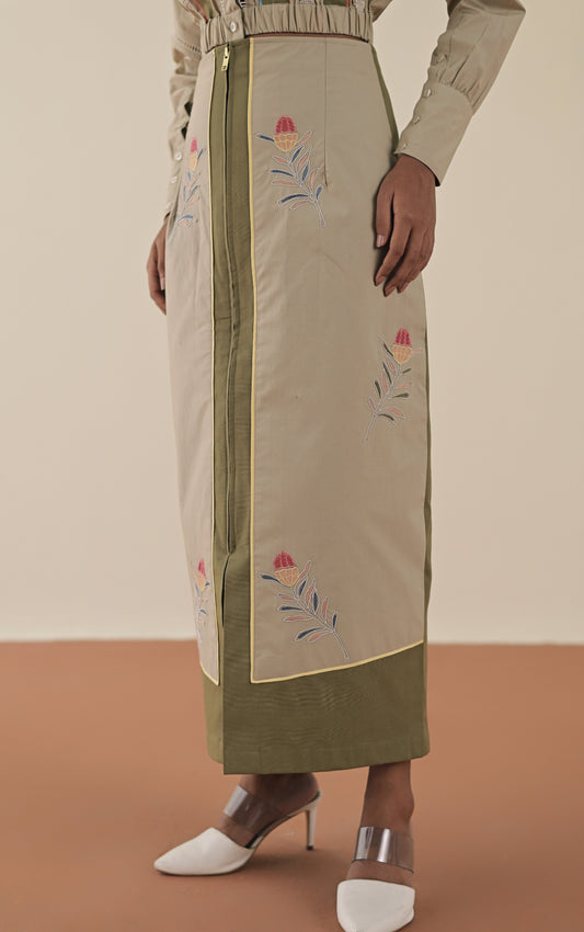 Embroidered olive skirt image 0