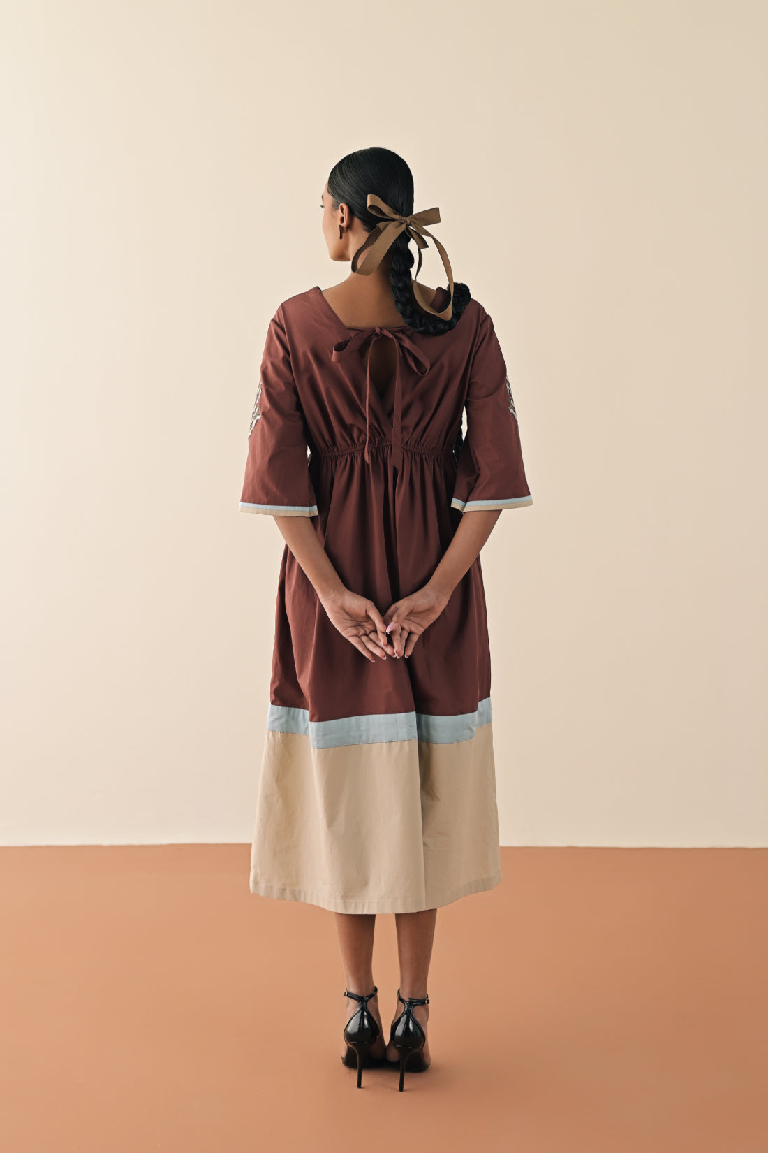 Sicilian sangria dress image 5