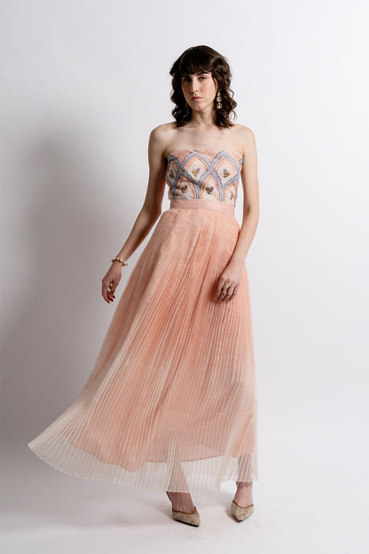 Elowen peach Gown