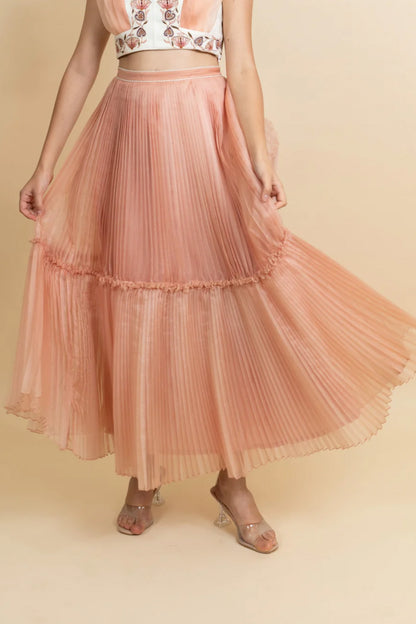 Double layered pleated organza skirt. (Peach)
