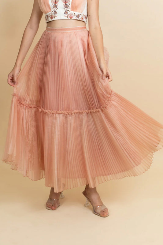 Double layered pleated organza skirt. (Peach)