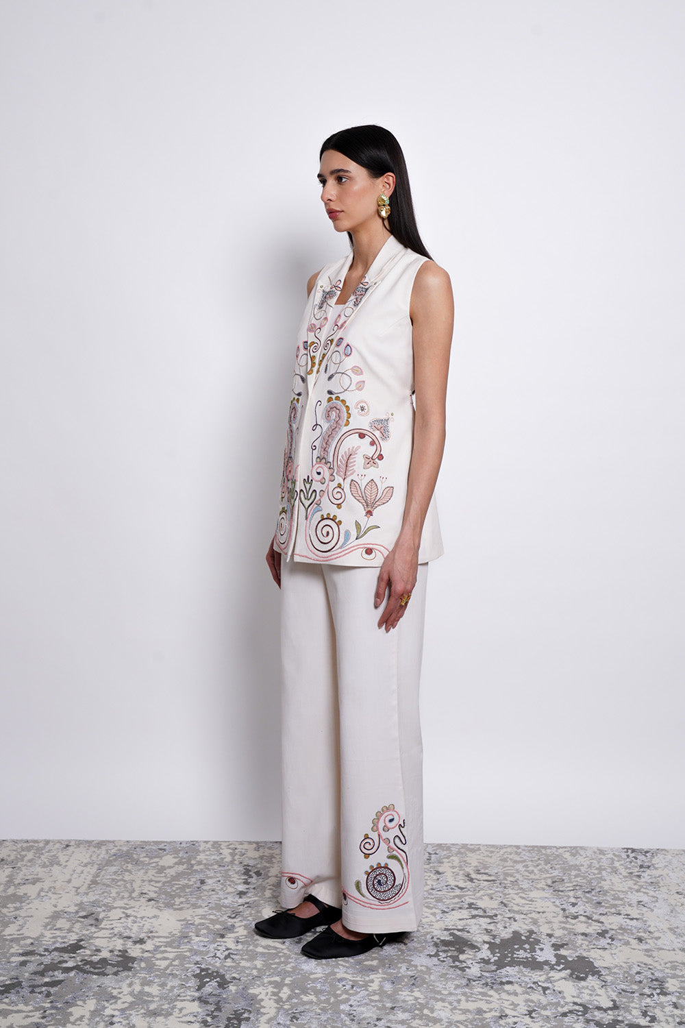 Raaga- ivory set