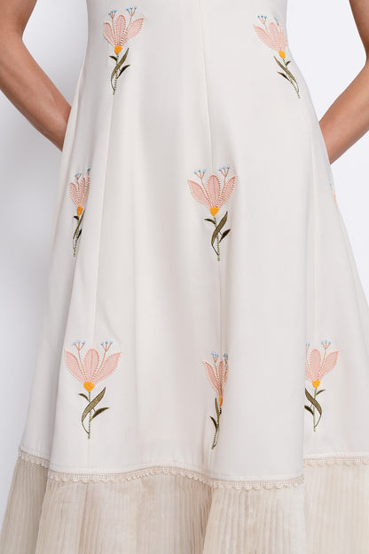 Nivāra - ivory  dress