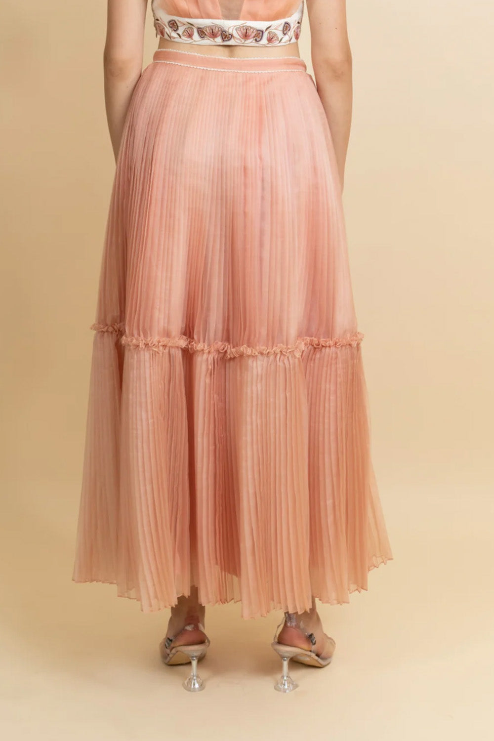 Double layered pleated organza skirt. (Peach)