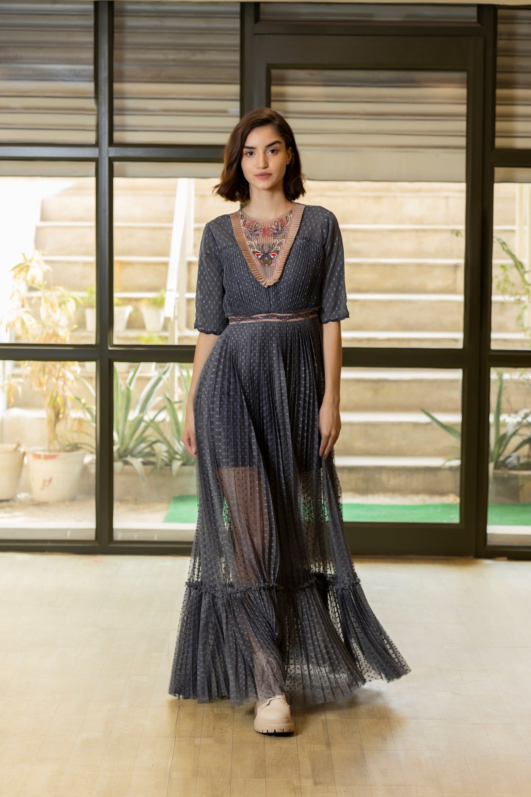 Embroidered neck fish-net full gown. image 0