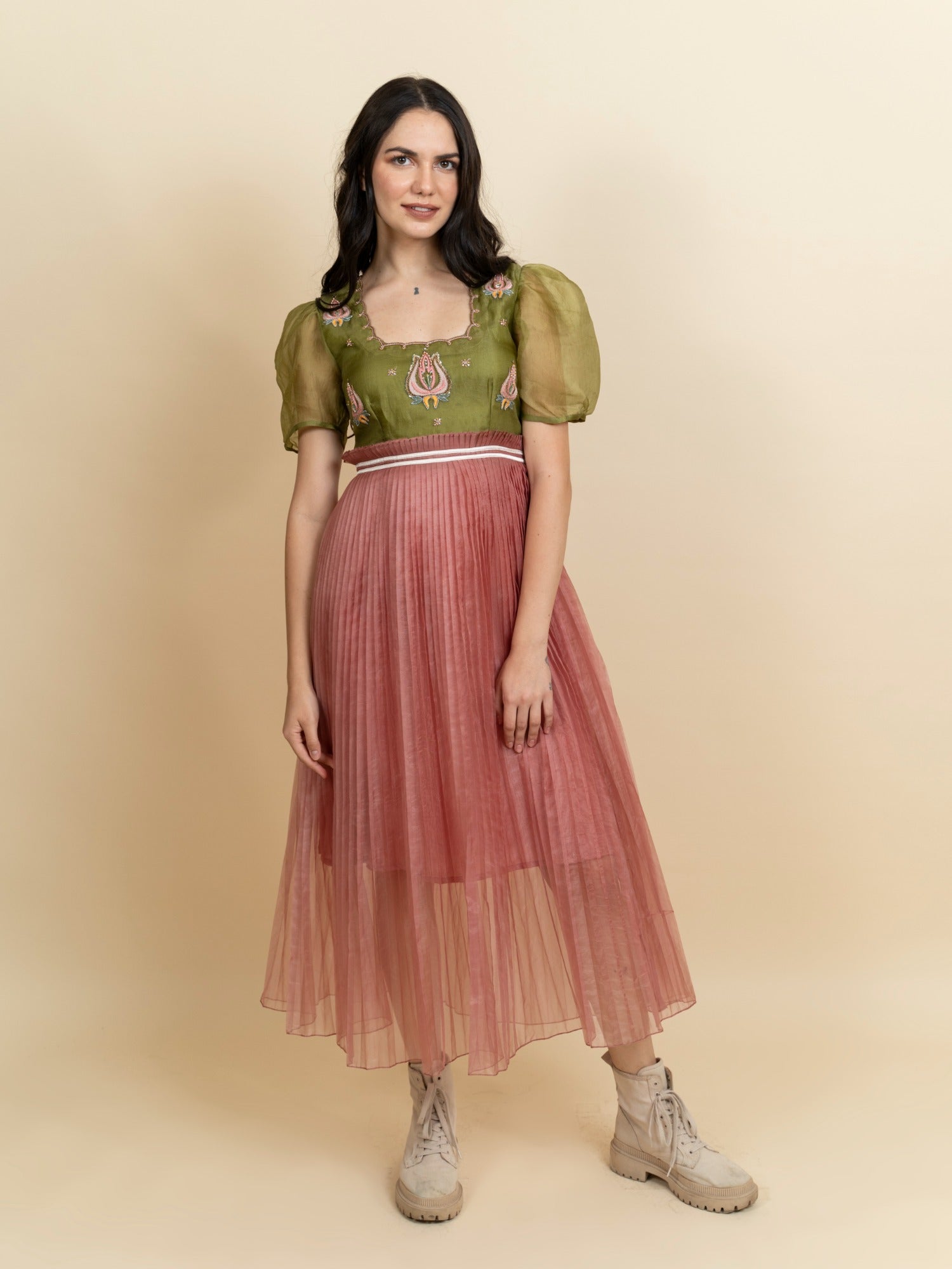 Embroidered bodice in organza color block dress. (Green) image 2
