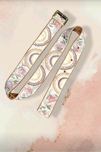 White floral embroidered belt image 0