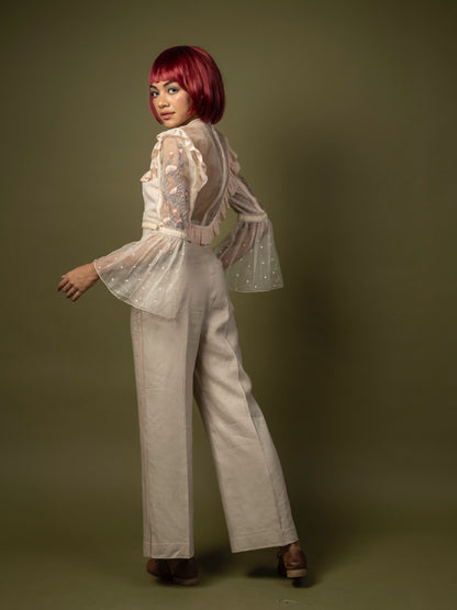 Crop top with linen pants. image 2