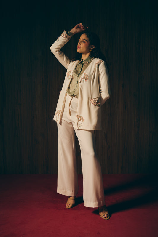 Muscadine pants ensemble image 1