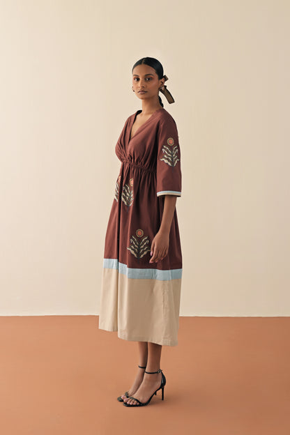Sicilian sangria dress image 4