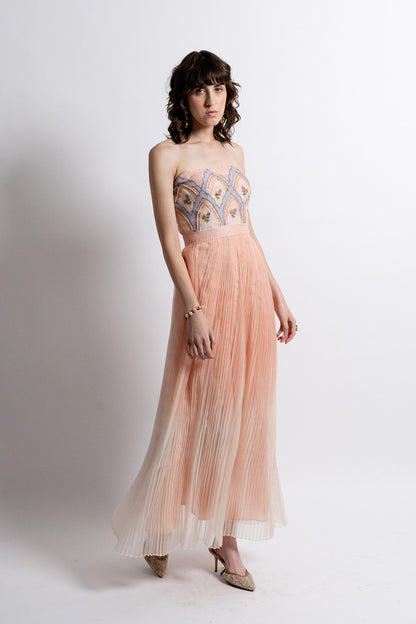 Elowen peach Gown