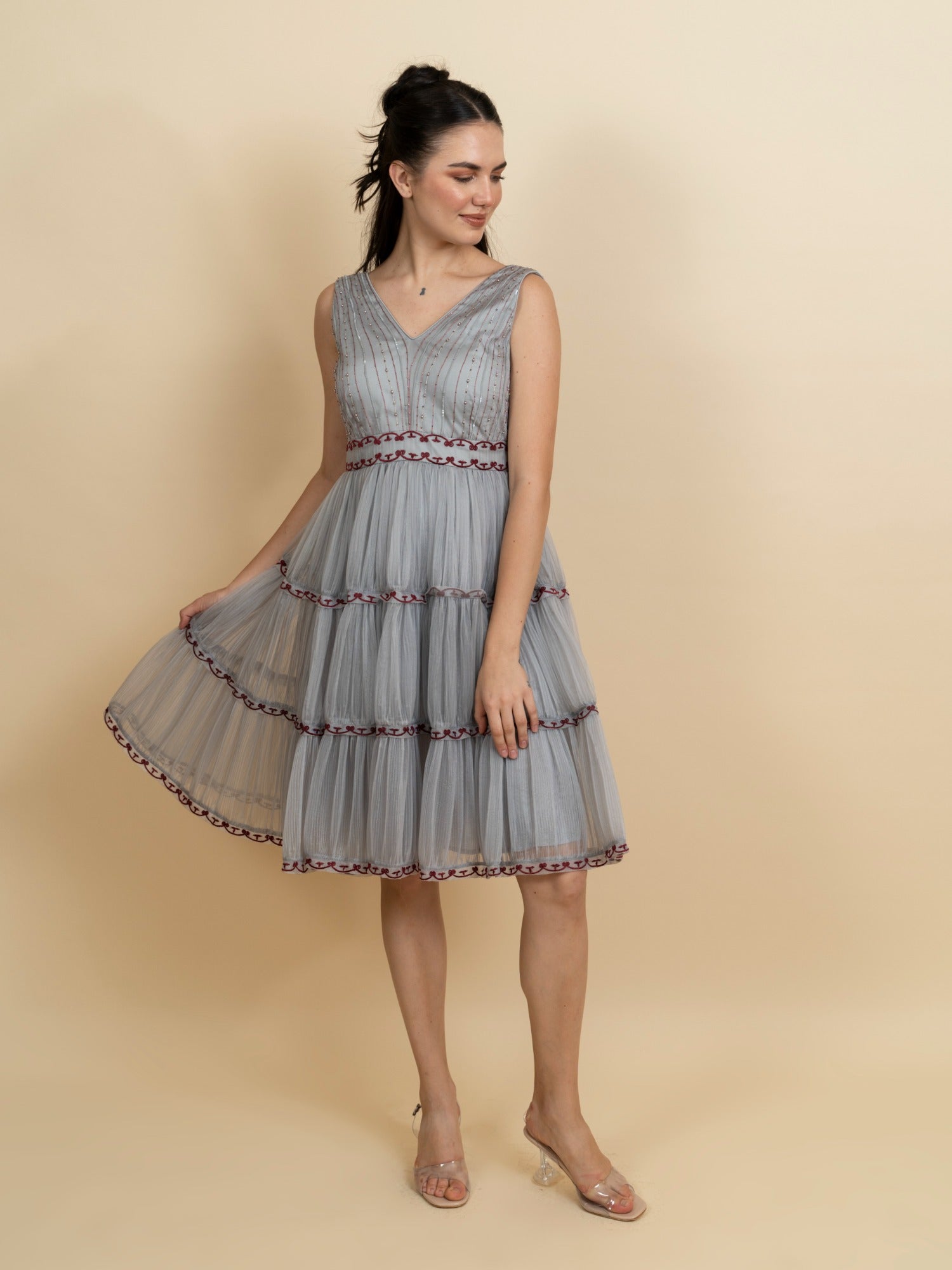 Galaxy embroidered 3-layer pleated dress. (Blue) image 1