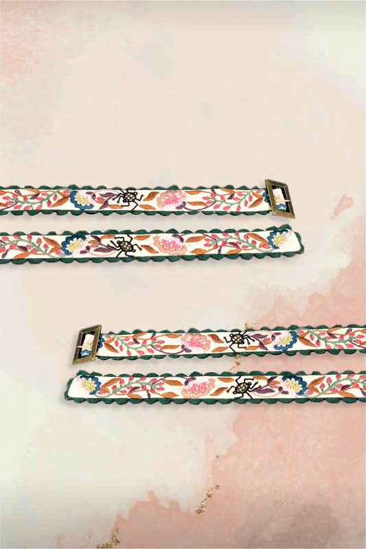 Multi-colored embroidered belt. image 1