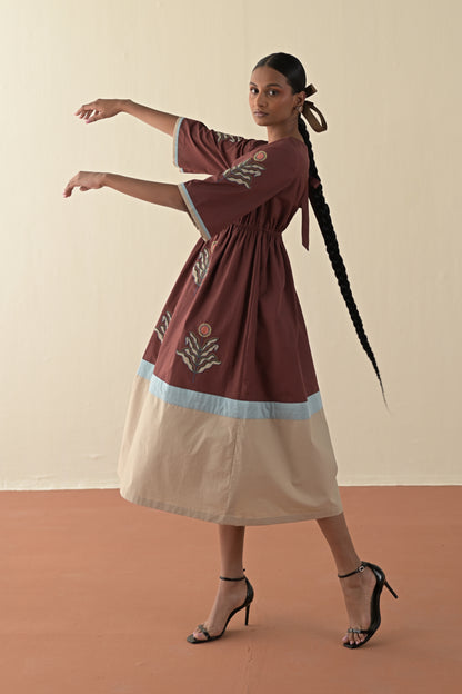 Sicilian sangria dress image 2