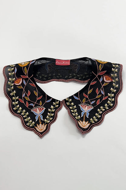 Black lotus collar