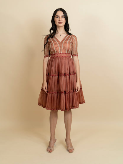 Golden galaxy embroidery in narrow pleated dress. image 2